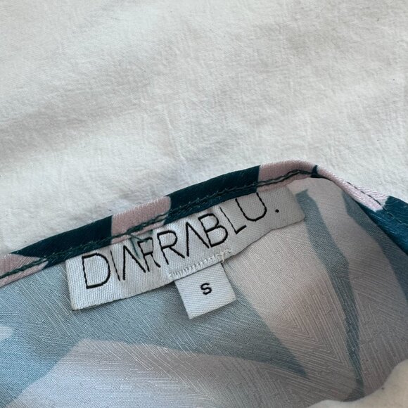 DIARRABLU Satu Off-Shoulder Maxi Dress Batik Blu Small - Picture 5 of 5